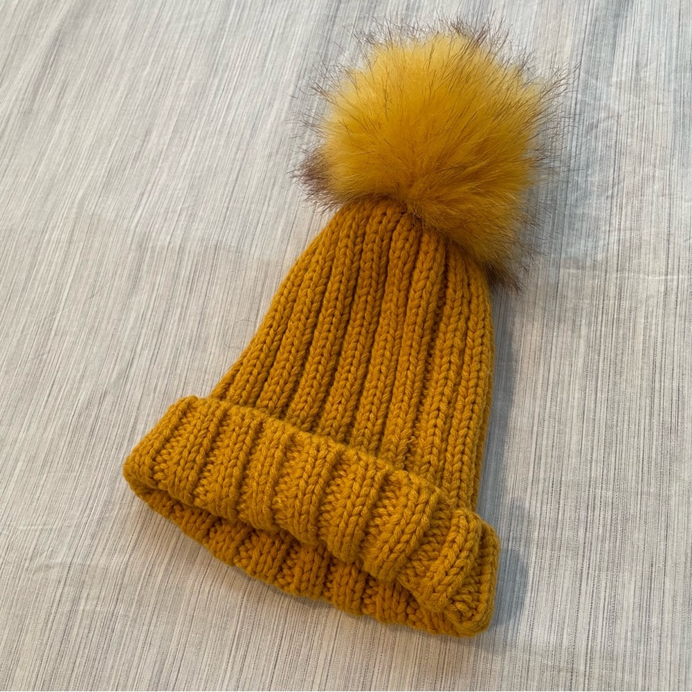 F21 Mustard Yellow Faux Fur Pom Pom Beanie
